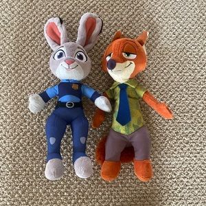 Zootopia fox and bunny stuffed animals (talking stuffed animals)